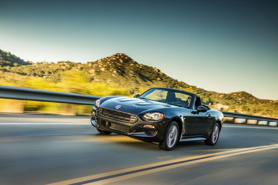  Fiat 124 Spider Classica (348) 2016 года  (NA) (фото 8 из 13)
